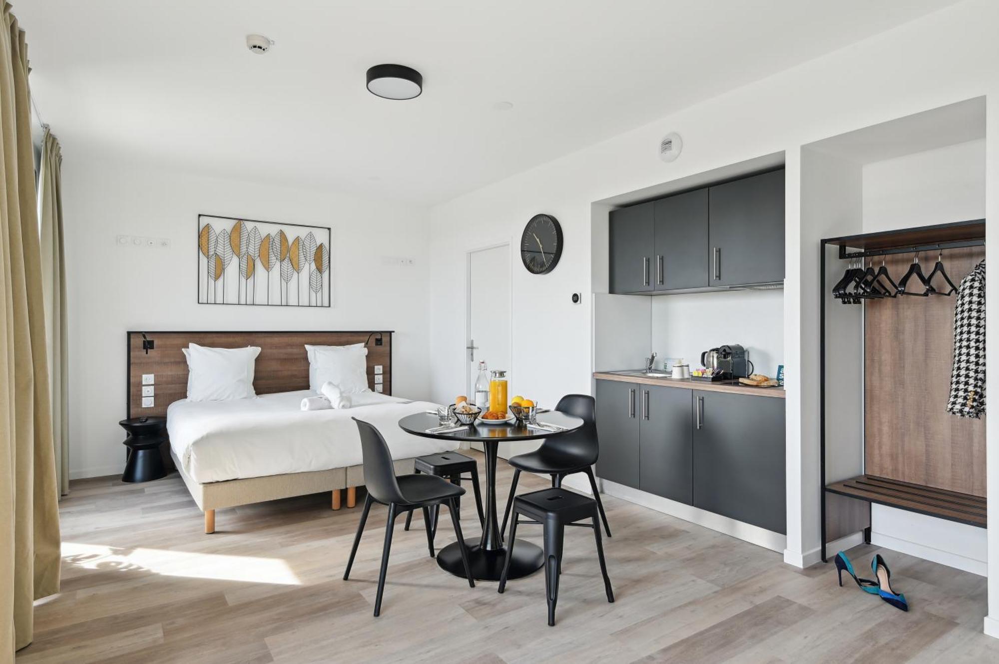 All Suites Paris Ouest Colombes Коломб Экстерьер фото